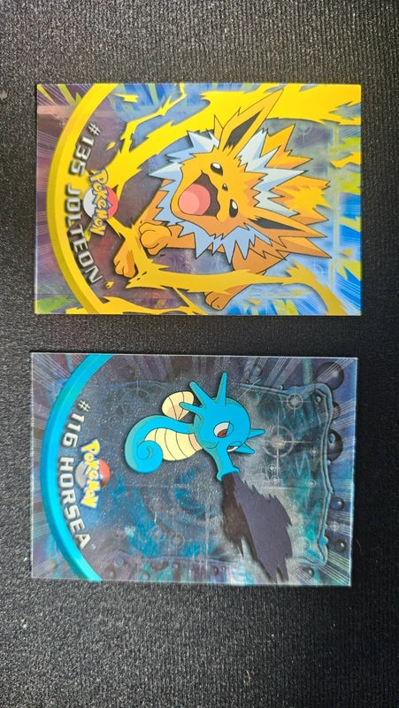 Pokèmon - Horsea - 116 - Holo - Topps Excelent Jolteon - 135 - Holo - topps